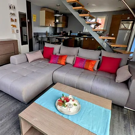 펜션 Maison 78m2, Garden, Private Parking 볼빌레