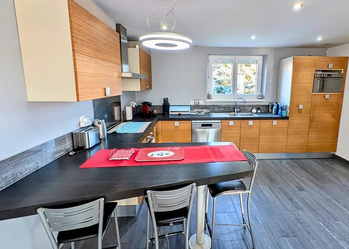 Maison 78m2, Garden, Private Parking * Bollwiller