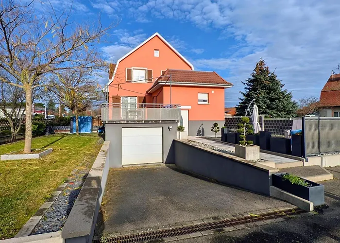 Maison 78m2, Garden, Private Parking 펜션 *