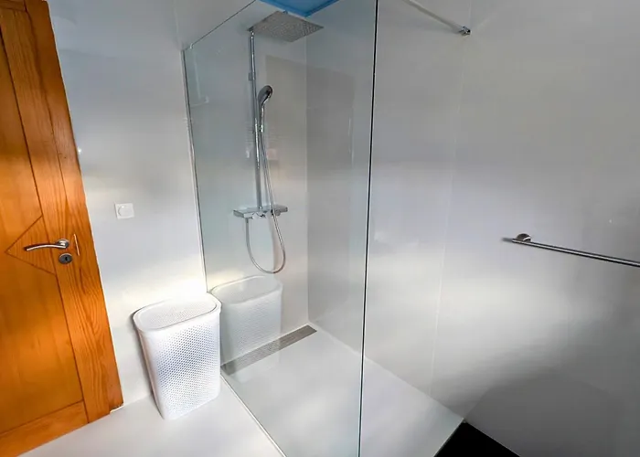 Maison 78m2, Garden, Private Parking 펜션 *